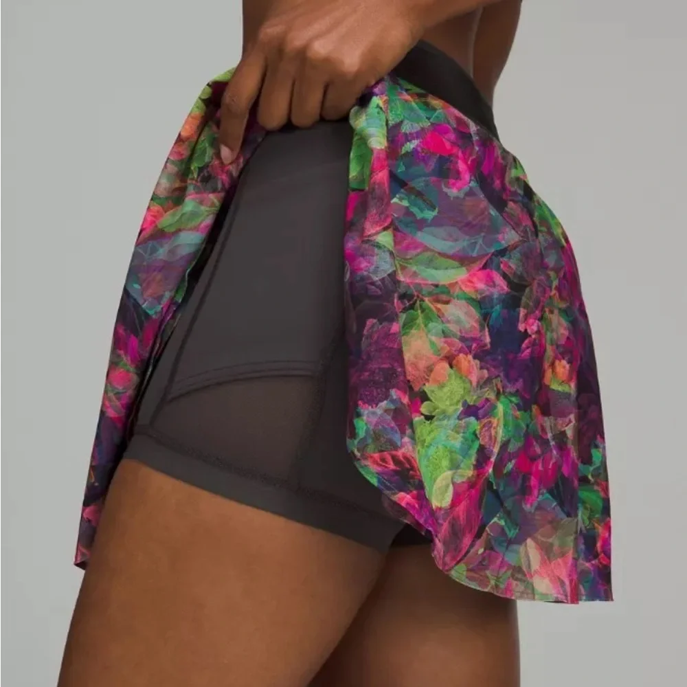 LULULEMON SIDE PLEAT HIGH RISE TENNIS SKIRT/SKORT SIZE 12 MULTICOLOR NWT - Picture 4 of 10